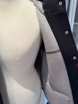 Chaqueta de neopreno negra