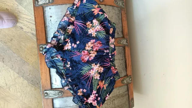 Conjunto 2 Pantalones Cortos y Camisa blanca