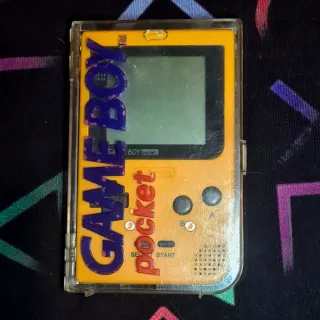 Nintendo Game Boy Pocket + Caja + pokemon amarillo
