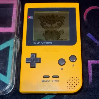 Nintendo Game Boy Pocket + Caja + pokemon amarillo