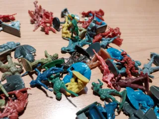 Lotti di soldatini 1/72 vari