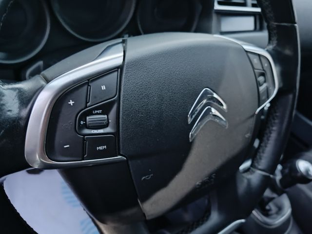 Citroen C4 2016.POCOS KILOMETROS.COMO NUEVO.