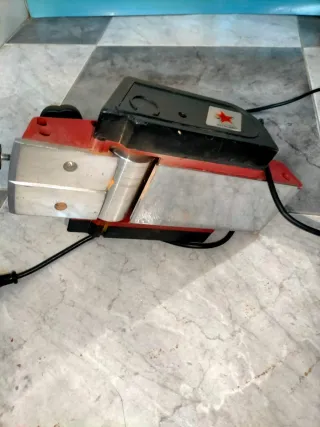 ✅✅Cepillo Eléctrico de CarpinteroToya 600W✅