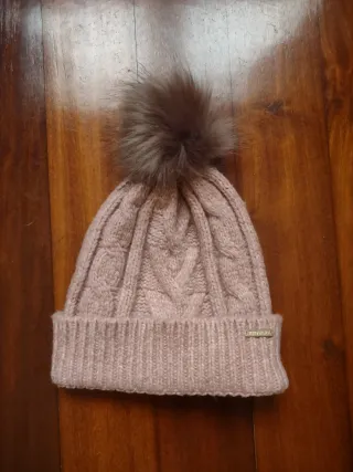 Gorro rosa Brownie con pompón