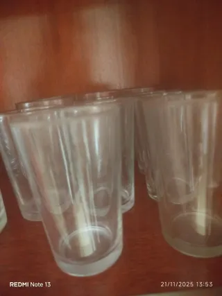 Lote 18 vasos + jarra de regalo 15€ no negociable