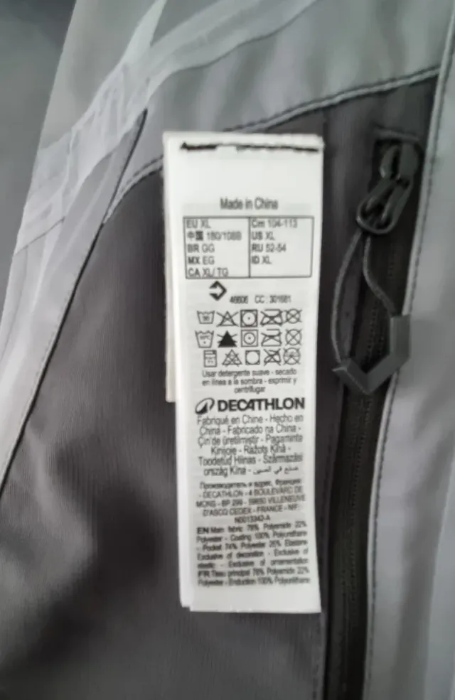 Chaqueta Decathlon MH500 XL Negra