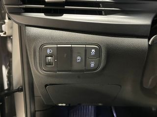 Hyundai i20 1.0 TGDI 100 CV Klass .-" EQUIPADO ".-" GARANTÍA FABRICANTE HYUNDAI ".-" REESTRENO ".-" ETIQUETA MEDIOAMBIENTAL C ".-