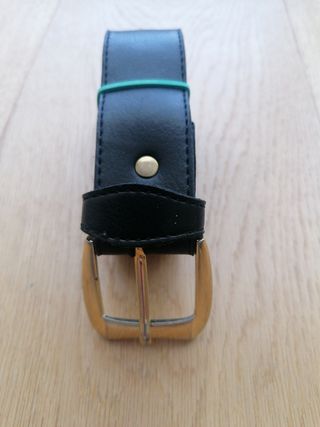 Cinturón mujer negro y dorado