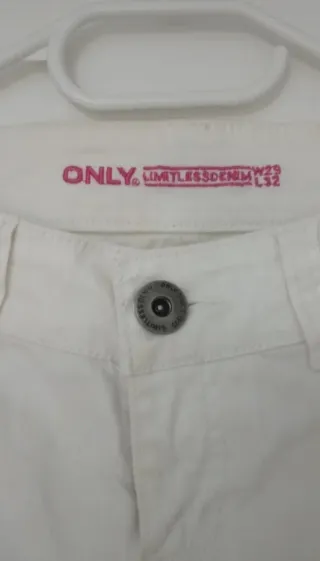 Pantalón blanco ONLY mujer