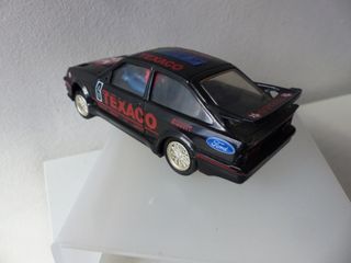 SCALEXTRIC  - FORD SIERRA NEGRO
