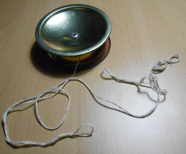 Giocattolo yo-yo in metallo