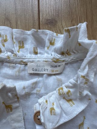 Camisa niña jirafas