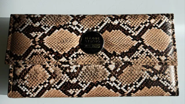 Estuche maquillaje Magic Studio