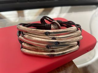 Pulsera Uno de 50 Cuero y Plata