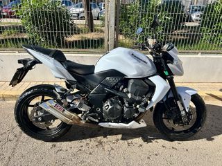 Kawasaki Z750 Blanca