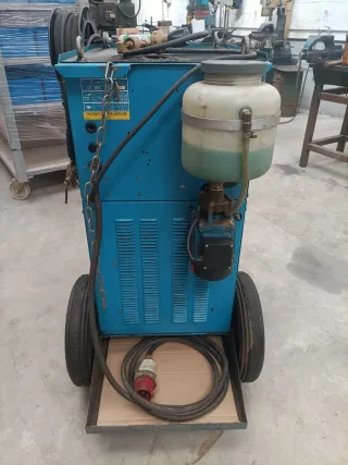 Máquina Soldar MIG-MAG y Electrodo