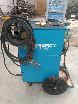 Máquina Soldar MIG-MAG y Electrodo