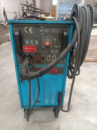 Máquina Soldar MIG-MAG y Electrodo