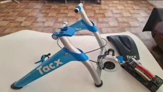 Rodillo Tacx Satori y mochila de transporte