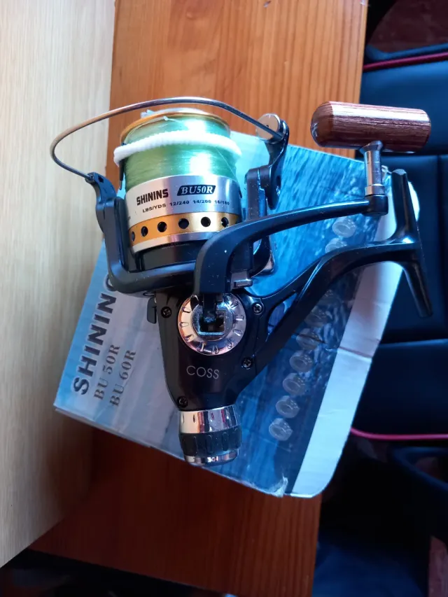 Carrete de pesca Shinins BU50R