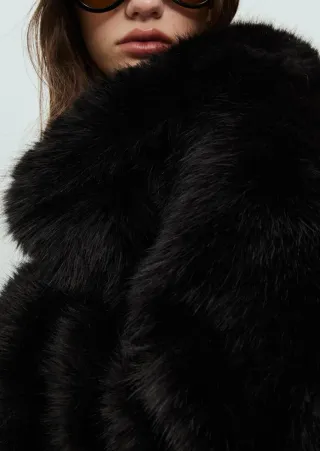 Cazadora pelo negra Stradivarius