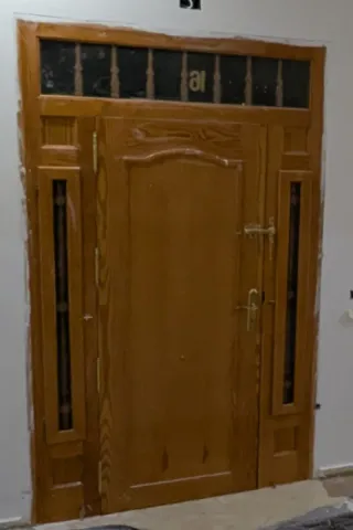 Puerta de madera maciza 210x80 sin marco