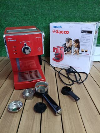 Cafetera express - Saeco HD8323/12 POEMIA FOCUS RED 15 Bares de presión, Bomba de presión de