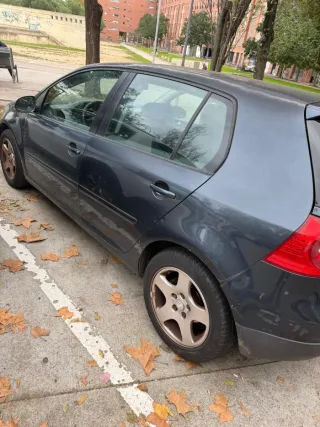 Volkswagen Golf 2004