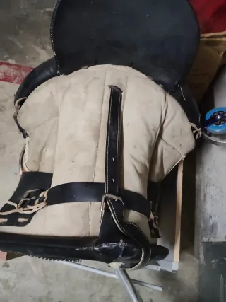 Silla de caballo con manta
