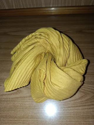 Sciarpa colore Giallo Senape