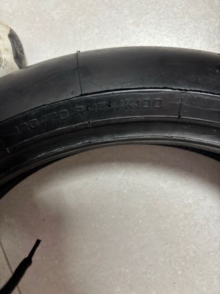 Neumático Metzeler Slick 120/70 R17 K1