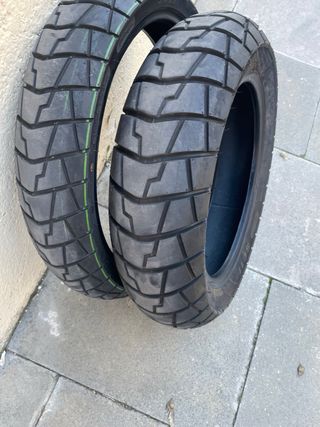 Neumático Moto Zontes 368 G 1100km nuevas ruedas