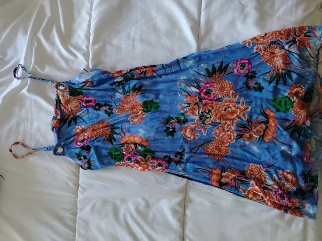 Shorts, camisetas, vestidos., etc