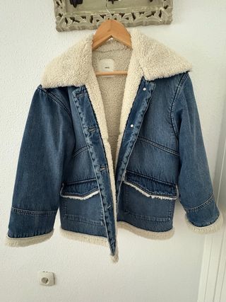 Chaqueta vaquera Mango forrada con borrego