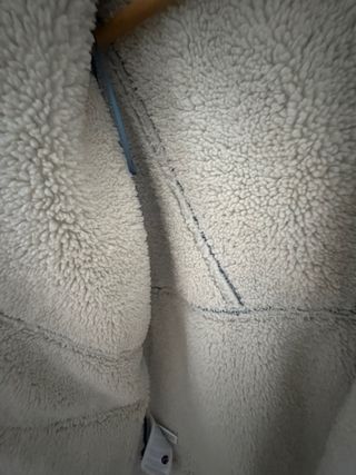 Chaqueta vaquera Mango forrada con borrego