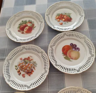 Set di 7 Antichi Piatti. Baviera.