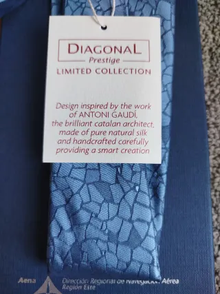 Corbata Aena Seda Diseño Gaudí Azul