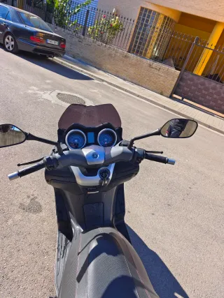Yamaha XMAX 125cc 2011