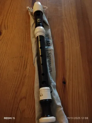 Flauta dulce Yamaha Soprano/Descant YRS-32B