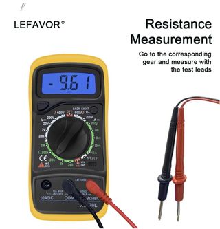 Multímetro y soldador de estaño con maletín.