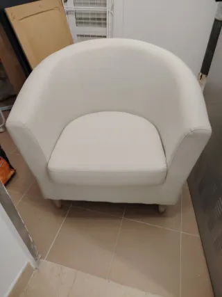 Sillón polipiel beige buen estado
