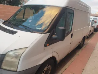 Ford Transit 2011