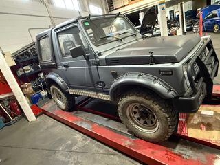 Suzuki Samurai SJ413