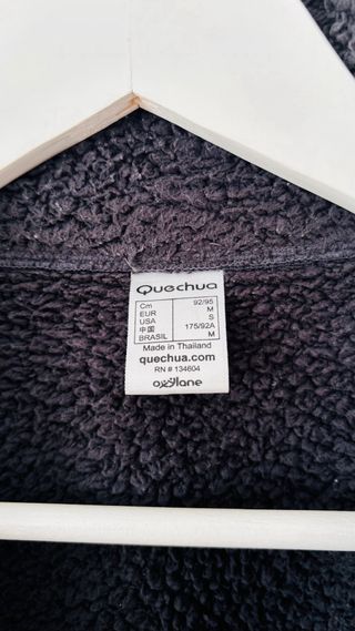 Chaqueta Quechua Negra y Gris