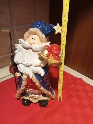 Statua Ceramica Babbo Natale con Albero e Campane