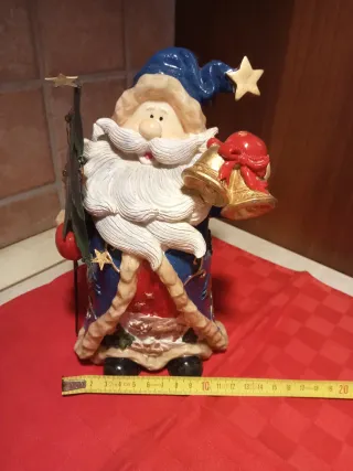 Statua Ceramica Babbo Natale con Albero e Campane