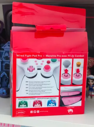 Mando Peach Nintendo Switch PDP