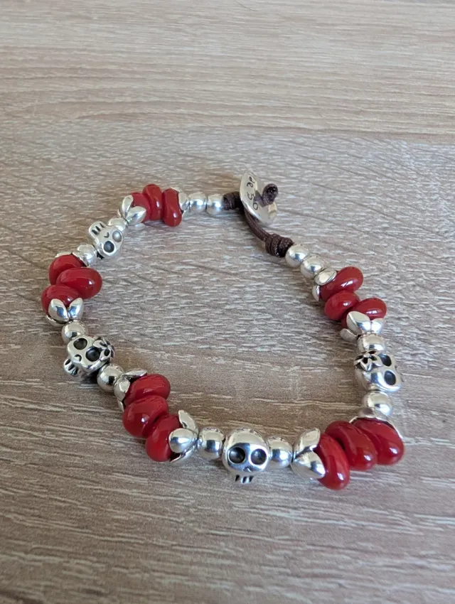 Pulsera Uno de 50 Calaveras
