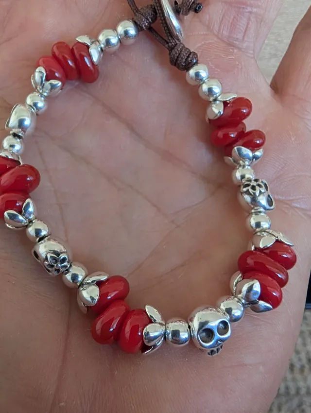 Pulsera Uno de 50 Calaveras