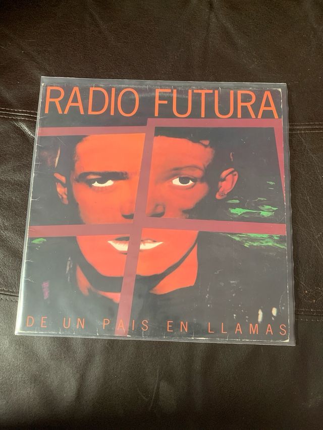 Vinilo de radio futura